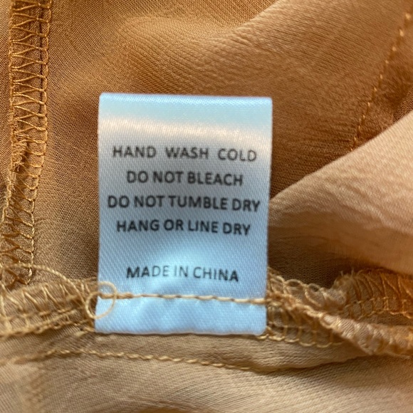 Eclai Sheer button up crop top - Picture 2 of 5